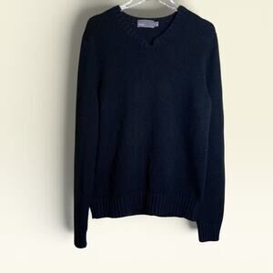 Vince. Yak and Wool Knit V-Neck Sweater in Black Men’s Medium